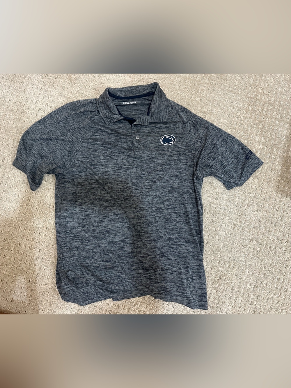 Men’s Penn State University, large collared shirt